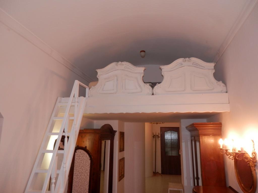 Antique In Apartmán *