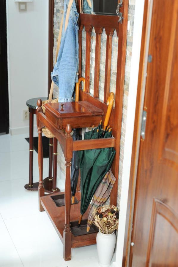 Antique In *